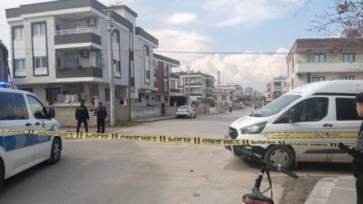 Mersin’in Tarsus ilçesinde bir kadın, uzaklaştırma kararını kaldırttığı kocası tarafından