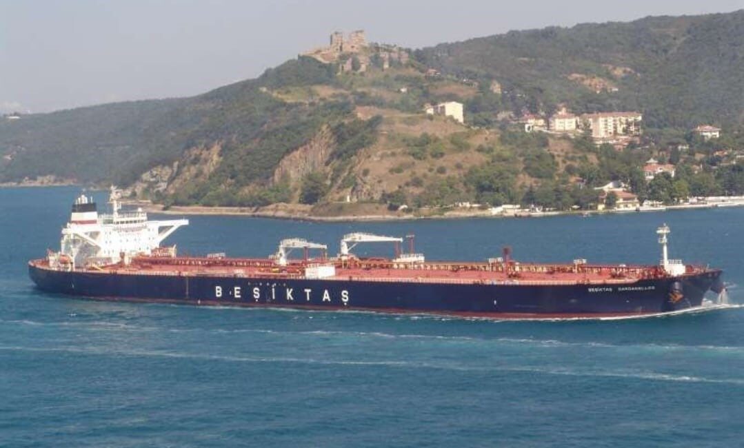 Türk şirketine ait ham petrol tankerinin Karadeniz açıklarında vurulduğu iddia edildi! Rusya’dan yola çıkan Sierra Leon bayraklı Türk şirketine ait Altura