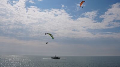 Mersin’in Erdemli ilçesinde öğrencilerin öncülüğünde düzenlenen ‘Su Seferberliği’ etkinliğine denizden