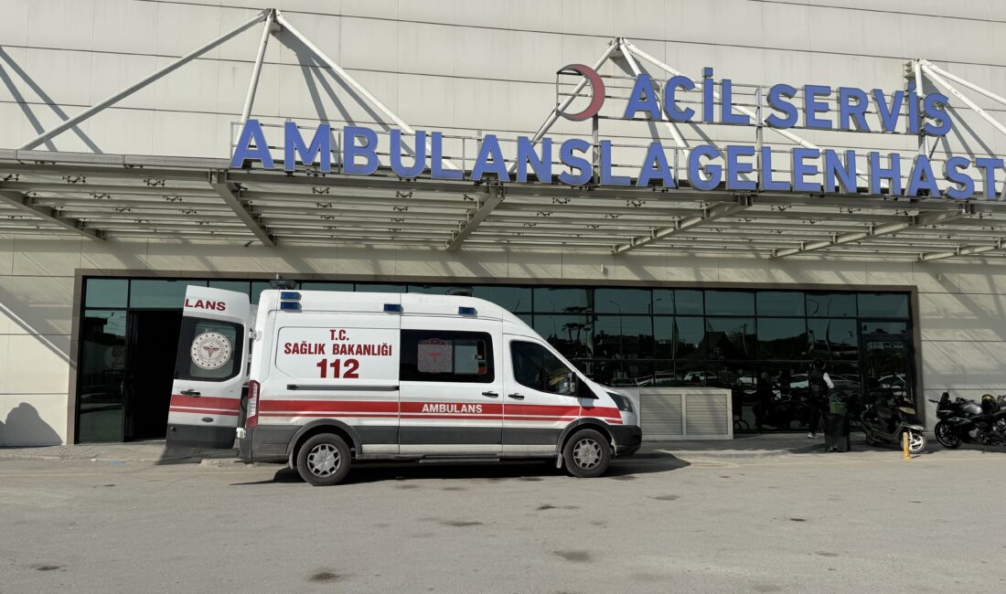 Alacak verecek tartışması kanlı bitti: 1 yaralı Mersin’in Tarsus ilçesinde alacak verecek meselesi nedeniyle çıkan tartışma silahlı