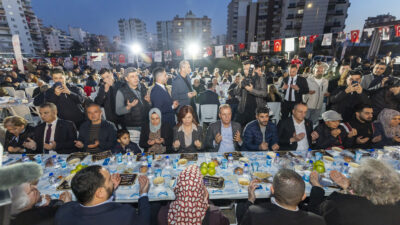 Mersin Büyükşehir Belediyesi tarafından Ramazan ayı boyunca devam eden iftar