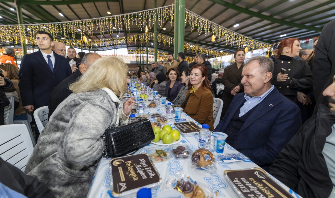 SEÇER: “TARSUS ÇOK DAHA İYİ NOKTALARDA OLACAK” Türkiye Belediyeler Birliği (TBB) Başkan Vekili ve Mersin Büyükşehir Belediye