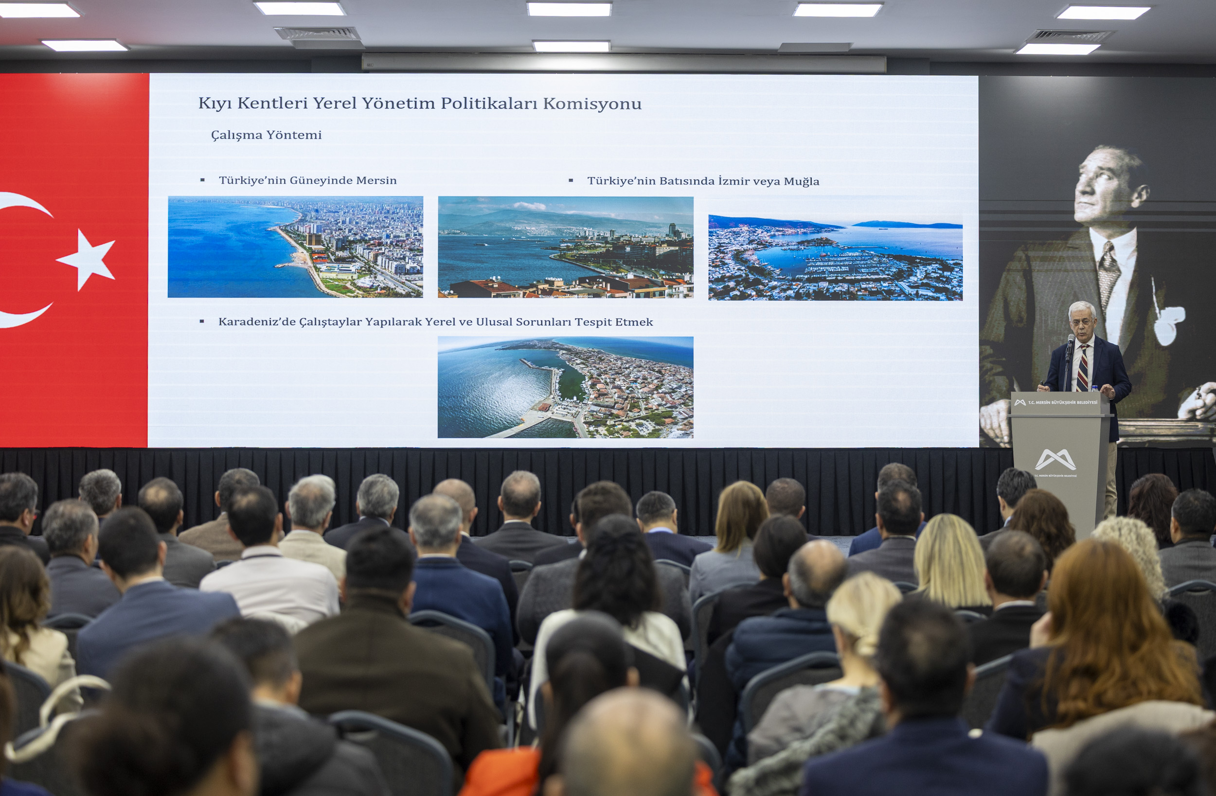 SEÇER: “KIYI KENTLERİNİN GELECEĞİ, TÜRKİYE’NİN GELECEĞİNİN ÖNEMLİ BİR PARÇASIDIR”