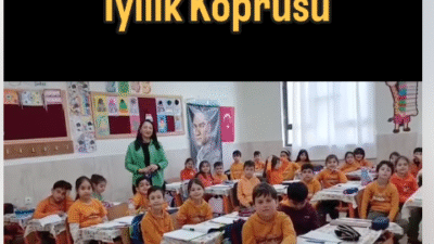 Mersin’in Yenişehir ilçesinde bulunan Cumhuriyet İlkokulu 2-D sınıfı öğretmen, öğrenci