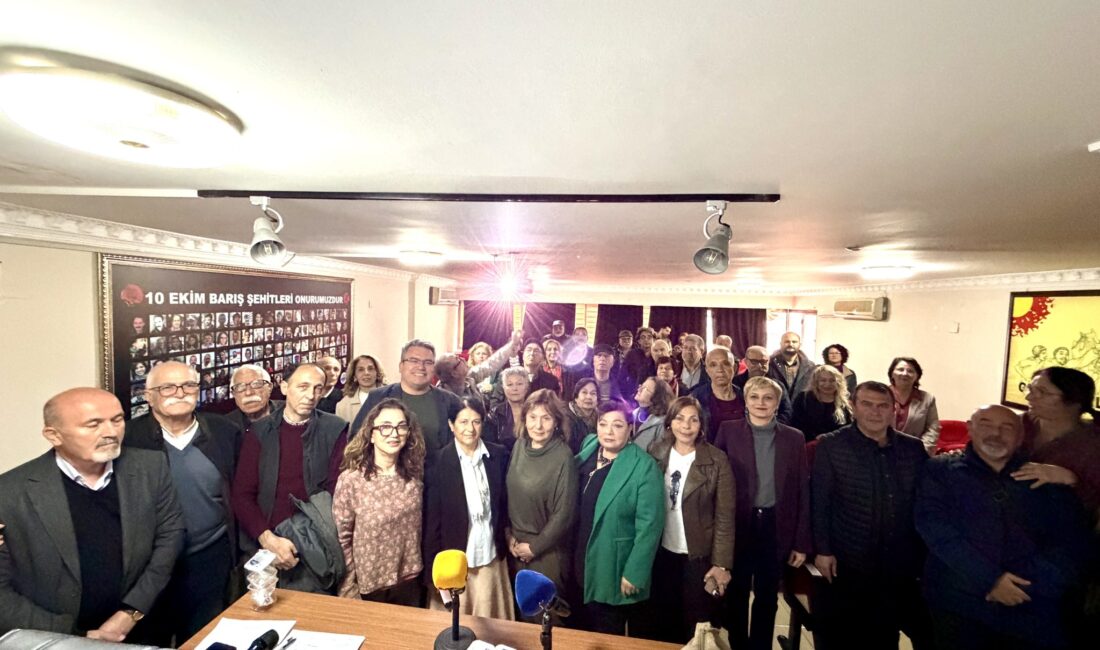 HALKLARIN İKLİM ZİRVESİ BULUŞMASI GERÇEKLEŞTİ Halkların İklim Zirvesi Meclisi tarafından yürütülen hazırlık süreci kapsamında, Mersin’de