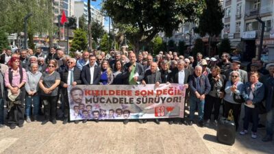 Mersin 68’liler Derneği, Özgür Çocuk Parkında “Kızıldere Anması” konulu basın açıklaması