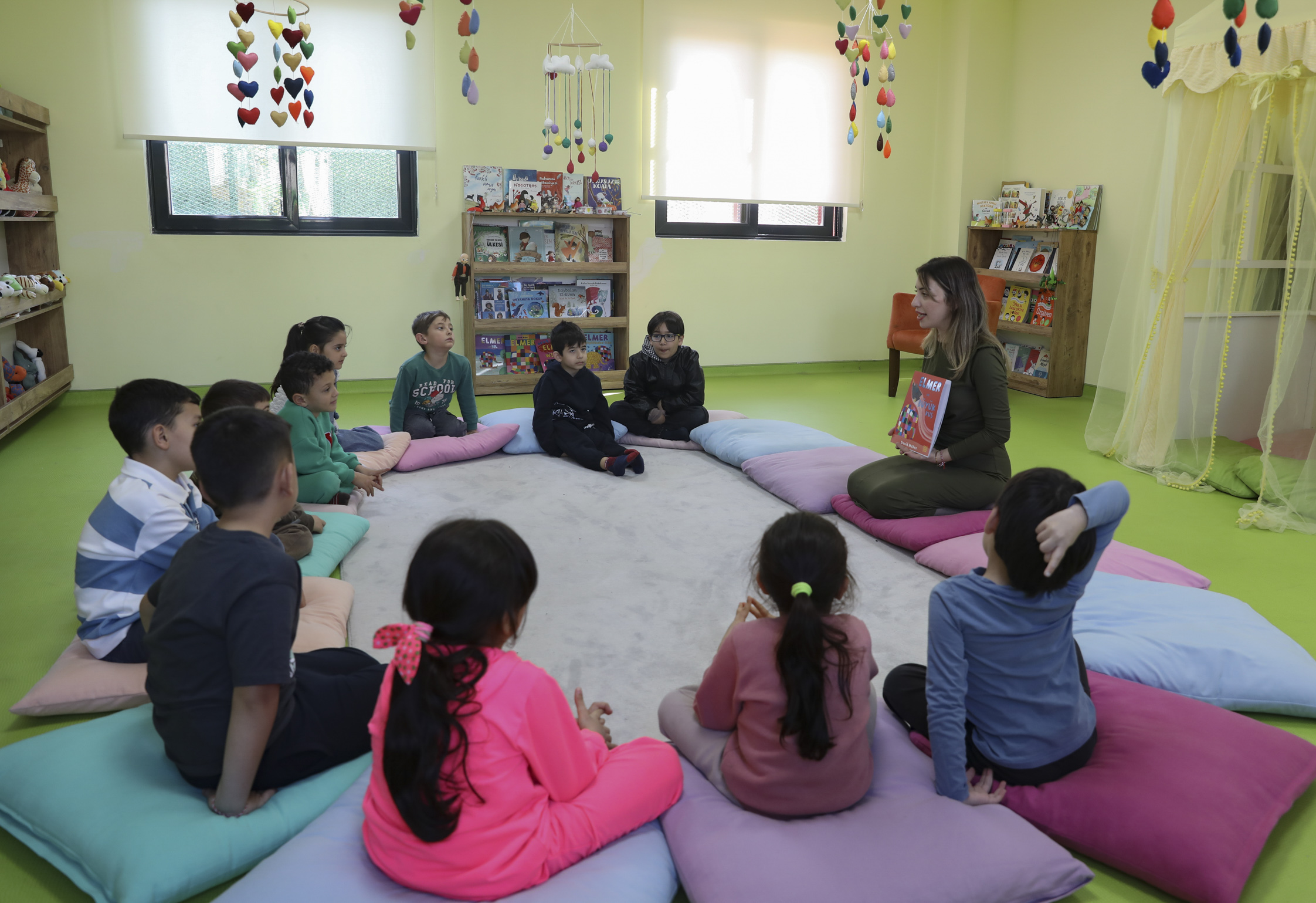 MERSİN BÜYÜKŞEHİR’İN TOROSLAR ÇOCUK KAMPÜSÜ’NDE ÇOCUKLAR ‘MASAL VE DRAMA ATÖLYESİ’ İLE KENDİNİ KEŞFEDİYOR