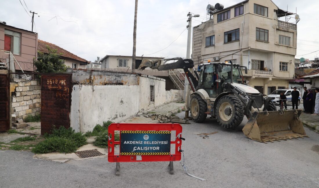 Akdeniz Belediyesi, vatandaşların can ve mal güvenliği için tehdit oluşturmasının