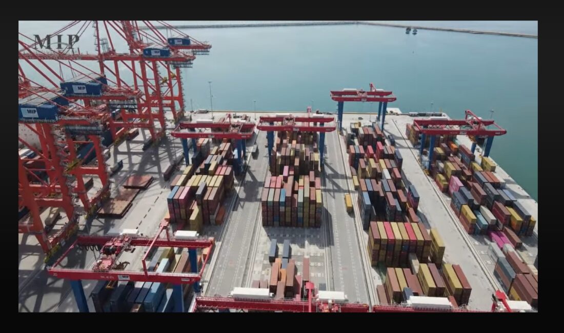 MIP KESİNTİSİZ ÇALIŞIYOR Mersin Uluslararası Liman İşletmeciliği -MIP-, liman operasyonlarını profesyonel ekiplerin koordinasyonu