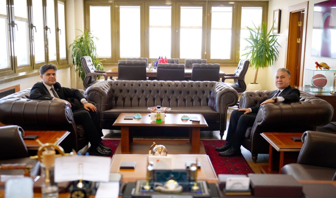 İl Millî Eğitim Müdürü Muhammed Özdemirci, Mersin Üniversitesi Rektörü Prof.