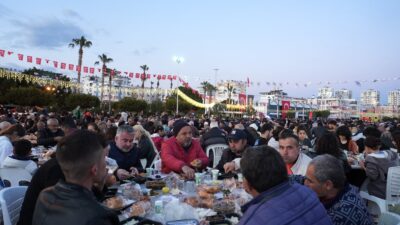 Ramazan ayında dualar arşa yükseliyor, gönüller semaya açılıyor. Mersin Erdemli’de