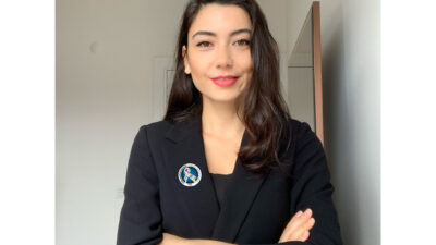 50 Yaştan Sonra Kolon Kanseri Riski Artıyor: Belirti Beklemek En Büyük Hata Türk Kanser Derneği Sağlık Direktörü Ezgi Polat, kolon kanserinde erken tanının