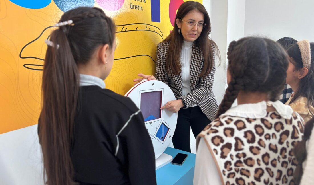 Yaparak Yaşayarak Öğrenme Merkezi, Uygulamalı Eğitim Modeliyle Geleceğe Işık Tutuyor Akdeniz Belediyesi, Yaparak Yaşayarak Öğrenme Merkezi ile her gün yüzlerce