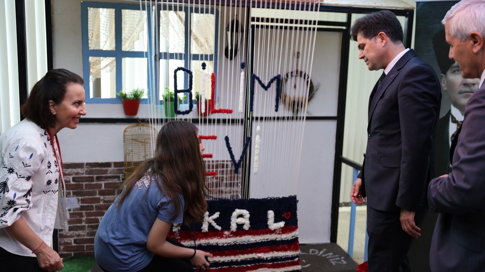 ÖZDEMİRCİ, “LİSELERDE BİLİM UYGULAMALARI PROJESİ” KAPSAMINDA DÜZENLENEN SEMİNERE KATILDI