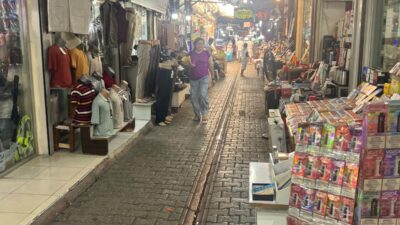 Mersin çarşısında yapılan sokak röportajları, son bir yılda derinleşen ekonomik sıkıntının