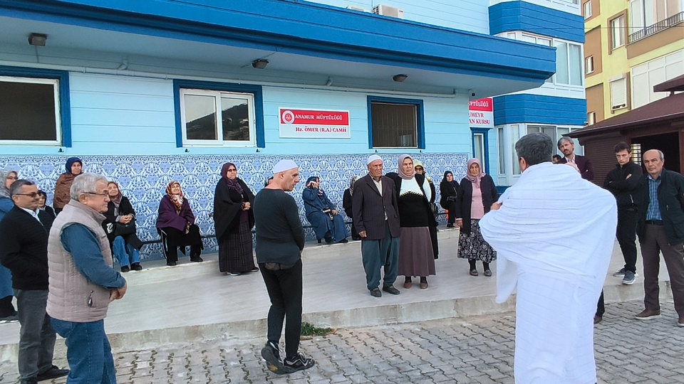 Mersin’in Anamur ilçesinde, 2026 yılı hac organizasyonu kapsamında yürütülen eğitim