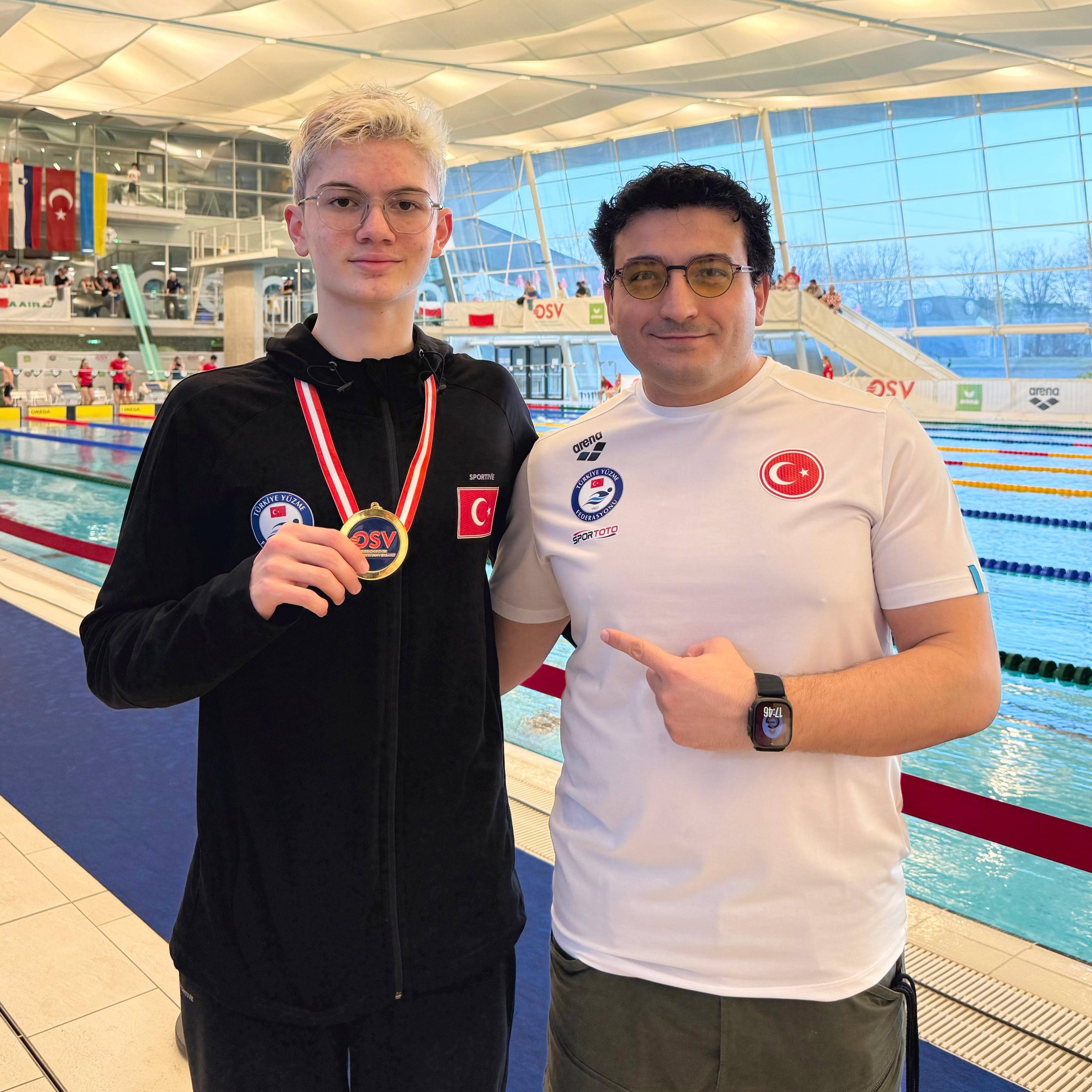 Sarper Taze’den Altın Madalya ve Türkiye Rekoru