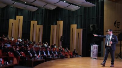 Genç MÜSİAD Mersin’in, Akdeniz İhracatçı Birlikleri işbirliğiyle düzenlediği “İhracat Söyleşileri”nde