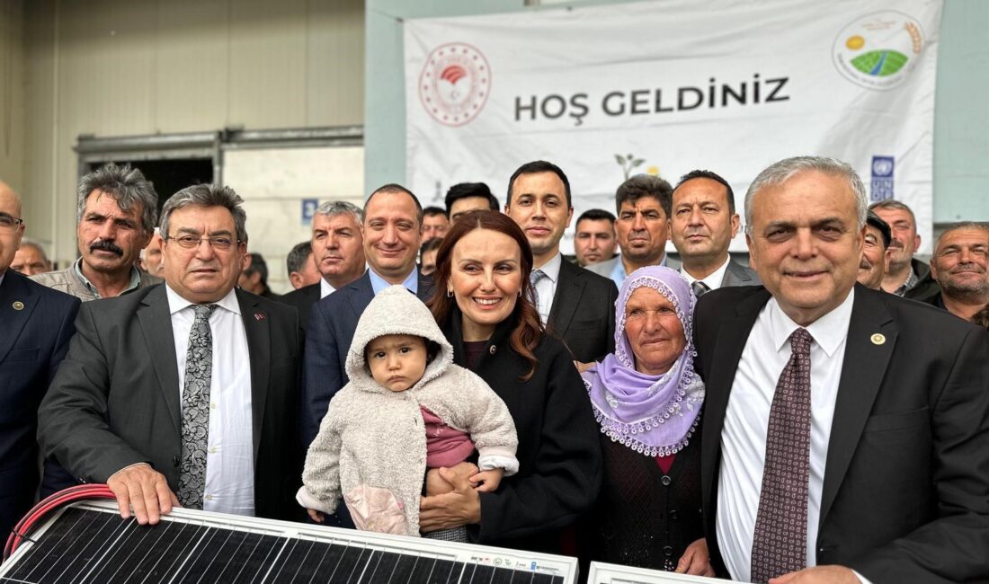 Mersin’de hayvancılığa güneş enerjili destek Mersin’in Tarsus ve Çamlıyayla ilçelerinde hayvancılıkla uğraşan üreticilere yönelik önemli
