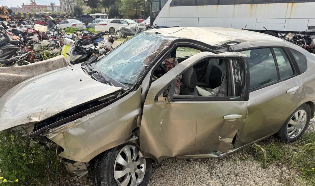 Tarsus’ta feci kaza: 2 ölü, 2 yaralı Mersin‘in Tarsus ilçesinde meydana gelen kazada biri uzman çavuş 2