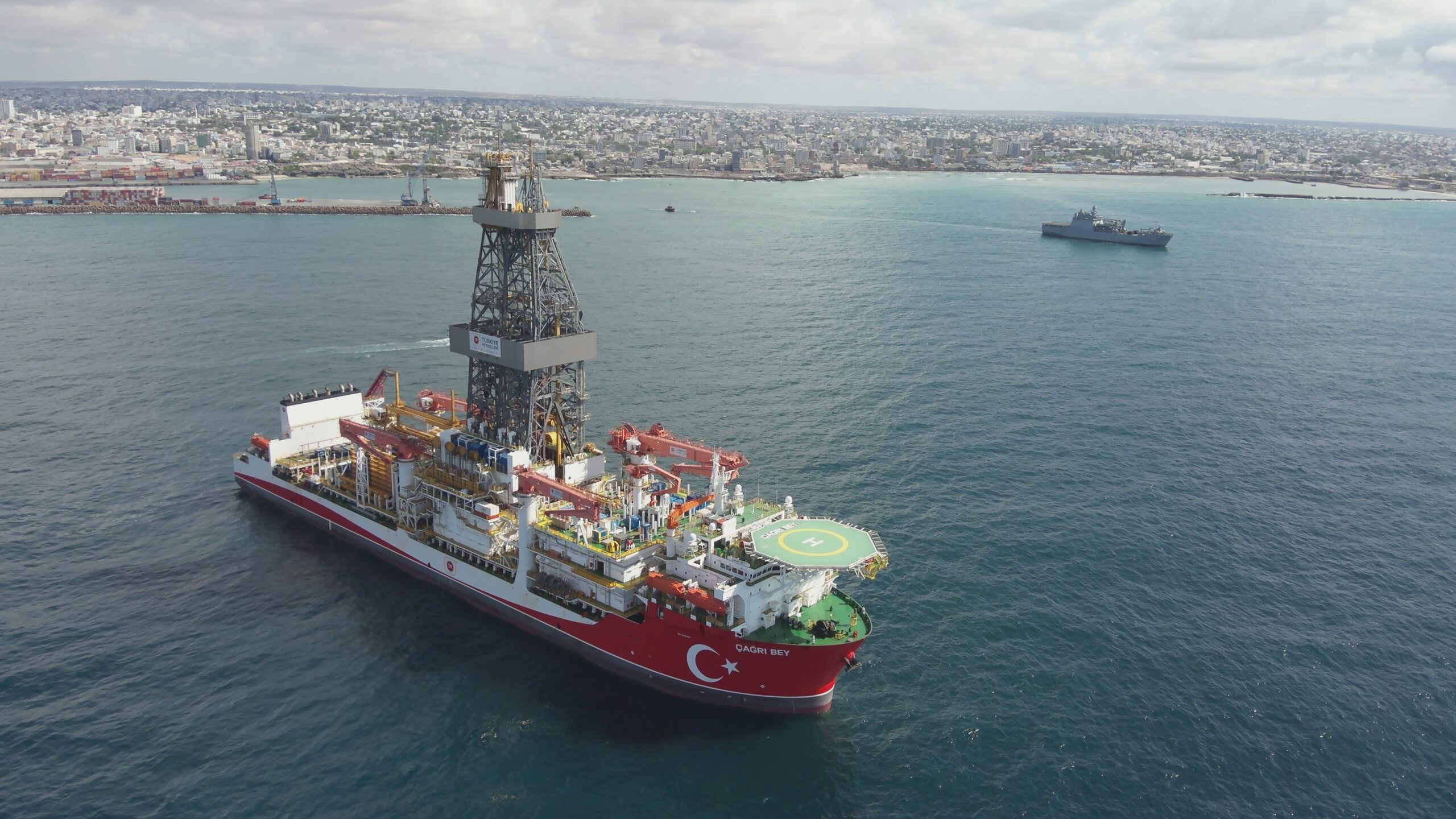 Çağrı Bey, tarihi sondaj için limandan ayrıldı