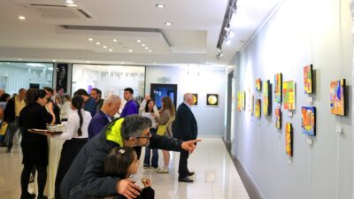 Sanatçılar Aliye Altunbilek ile Seda Şahbaz’ın, Mersin Ticaret ve Sanayi