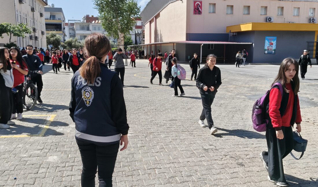 Mersin’de polis ve jandarma ekipleri ile güvenlik personeli eğitim-öğretim sürecinin