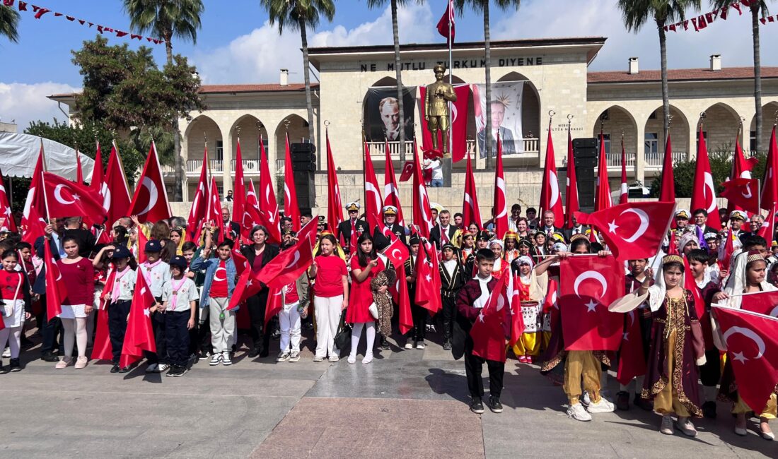 Mersin‘de 23 Nisan Ulusal Egemenlik ve Çocuk Bayramı, düzenlenen törenle
