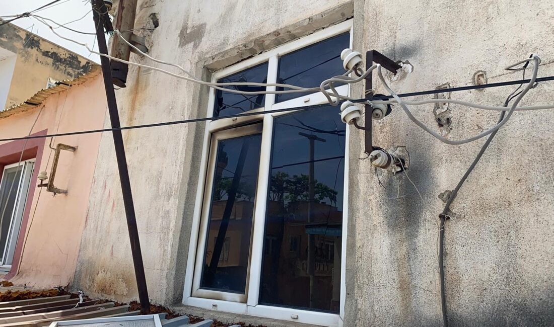 Mersin’in Erdemli ilçesinde 70 yaşındaki şahıs odasında çıkan yangında karbon