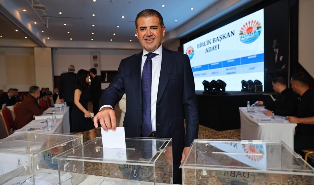 Mersin’in merkez ilçe Mezitli Belediye Başkanı Ahmet Serkan Tuncer, Doğu