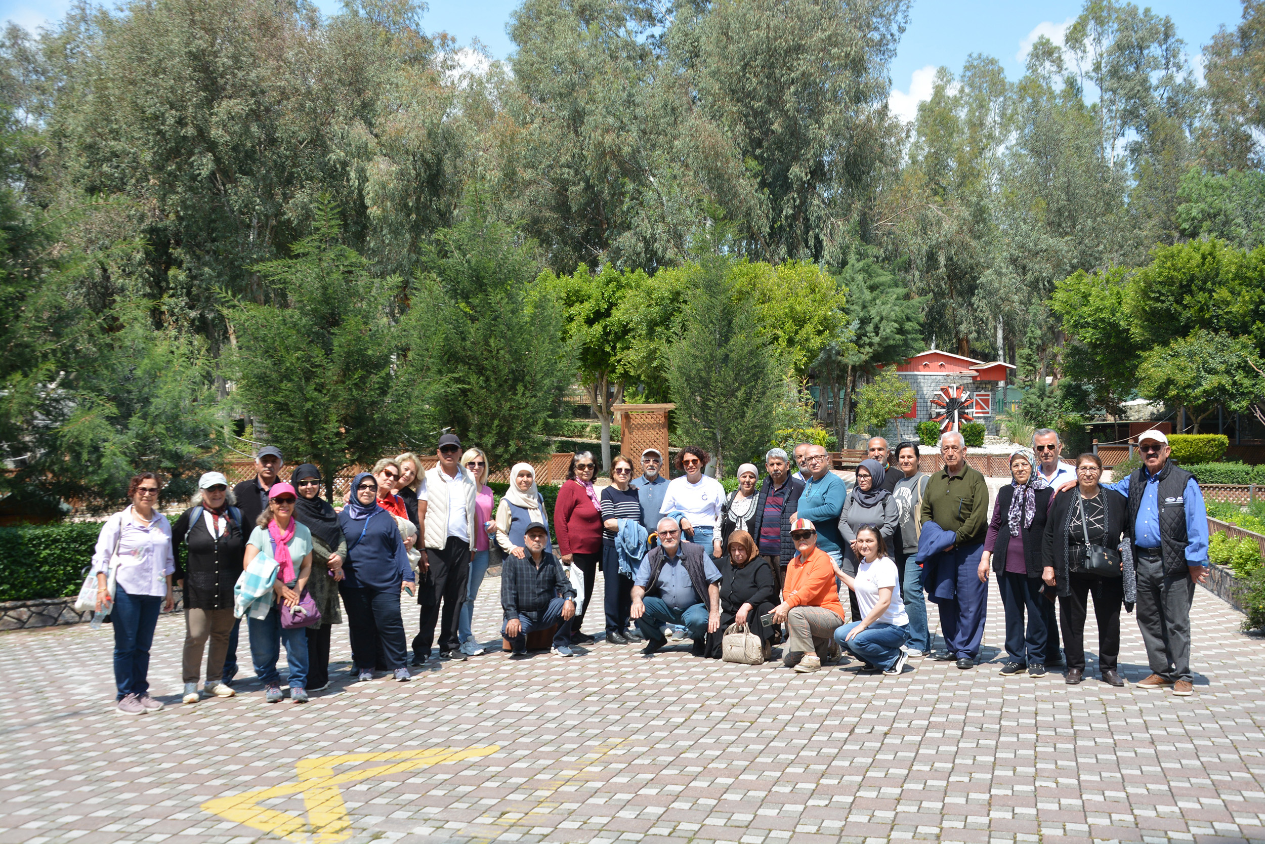 BÜYÜKŞEHİR EMEKLİ EVLERİ AYRICALIKLI HİZMETLERİNE DEVAM EDİYOR