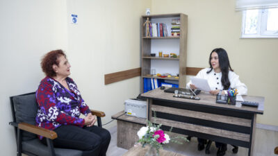 Mersin Büyükşehir Belediyesi tarafından sunulan ücretsiz diyetisyen hizmeti, vatandaşların sağlıklı