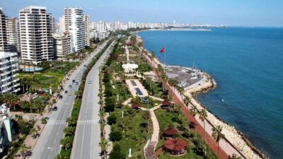 Mersin sahilinde yapılan üç ayrı sokak röportajı, kentin en önemli