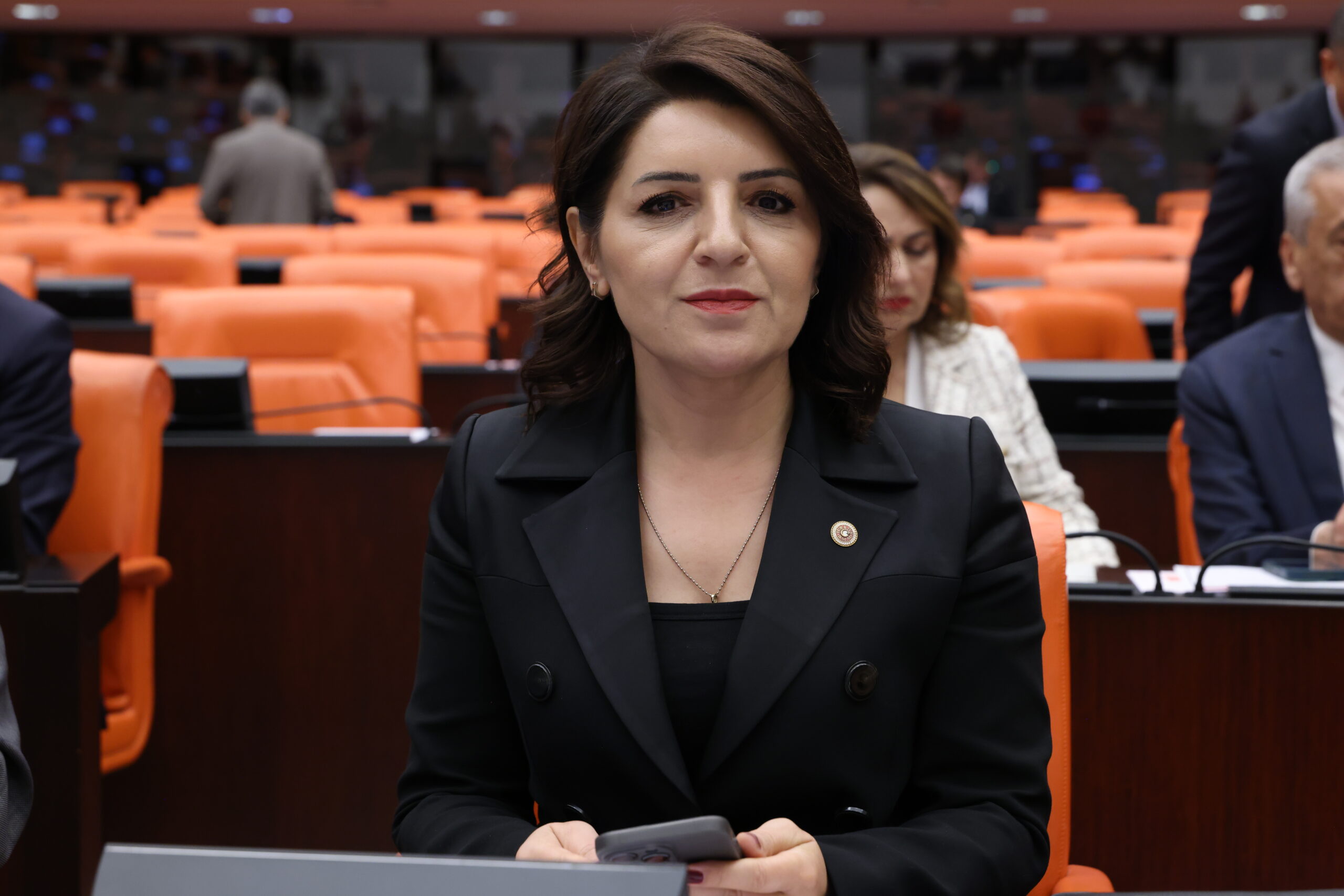 “10 dakikalık işlem, binlerce lira: TÜVTÜRK sorularına yanıt yok”