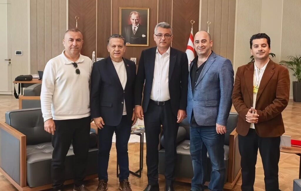 Küresel Gazeteciler Konseyi (KGK) Genel Başkanı Mehmet Ali Dim, Lefkoşa’da