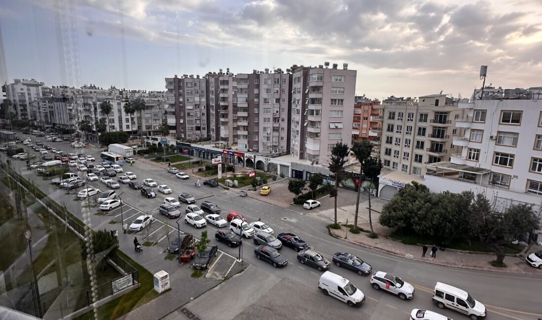 Mersin’de Gazze’ye destek için araç konvoyu düzenlendi. İşgal rejiminin Filistin,
