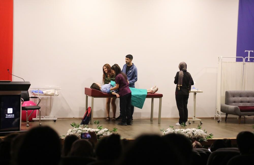 Tarsus Üniversitesi Sağlık Bilimleri Fakültesi Ebelik Bölümü tarafından “21–28 Nisan