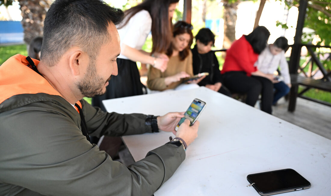 Mersin Büyükşehir Belediyesi, iklim değişikliğinin etkilerine karşı kent genelinde farkındalık