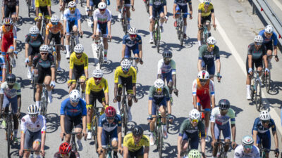 Mersin Büyükşehir Belediyesi öncülüğünde düzenlenen ‘8. Tour of Mersin Uluslararası Bisiklet