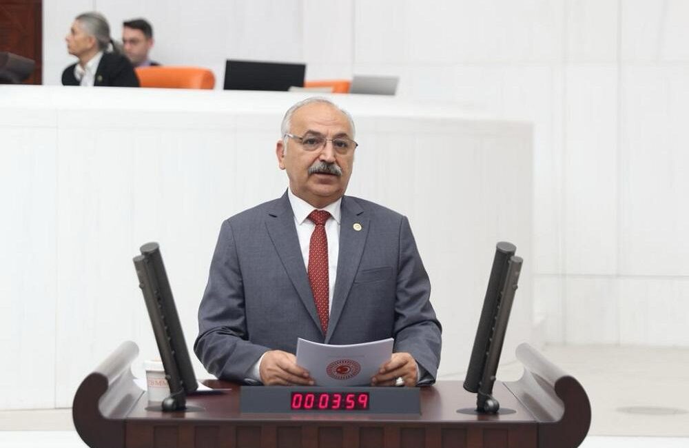 Cumhuriyet Halk Partisi (CHP) Mersin Milletvekili Talat Dinçer, İşsizlik Sigortası