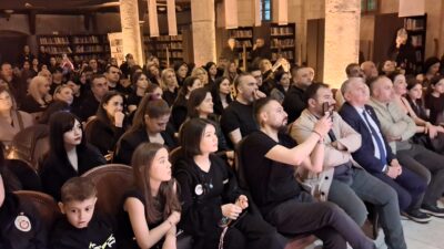 Adana İl Halk Kütüphanesi, Türkiye kütüphanelerinde ilk kez bir rock