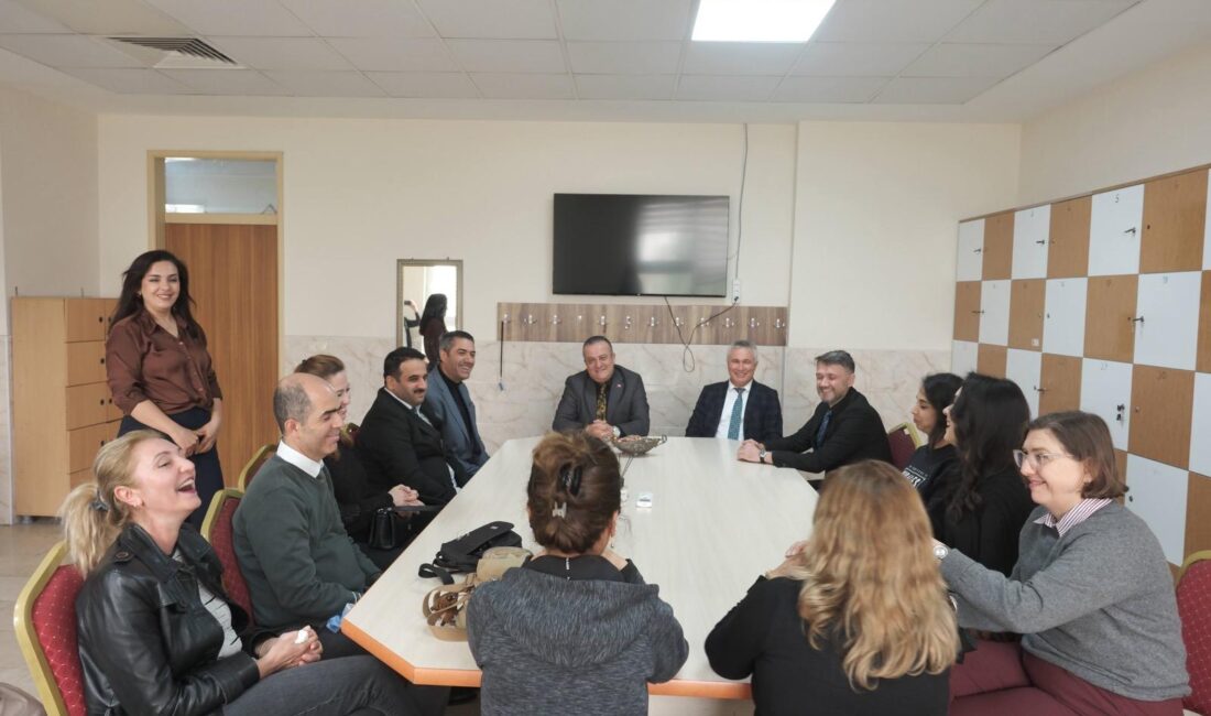 İL MİLLÎ EĞİTİM MÜDÜR YARDIMCISI FATİH BURĞUT, ZEKİ SABAH İLKOKULUNU ZİYARET ETTİ İl Millî Eğitim Müdür Yardımcısı Fatih Burğut, okul ziyaretleri kapsamında