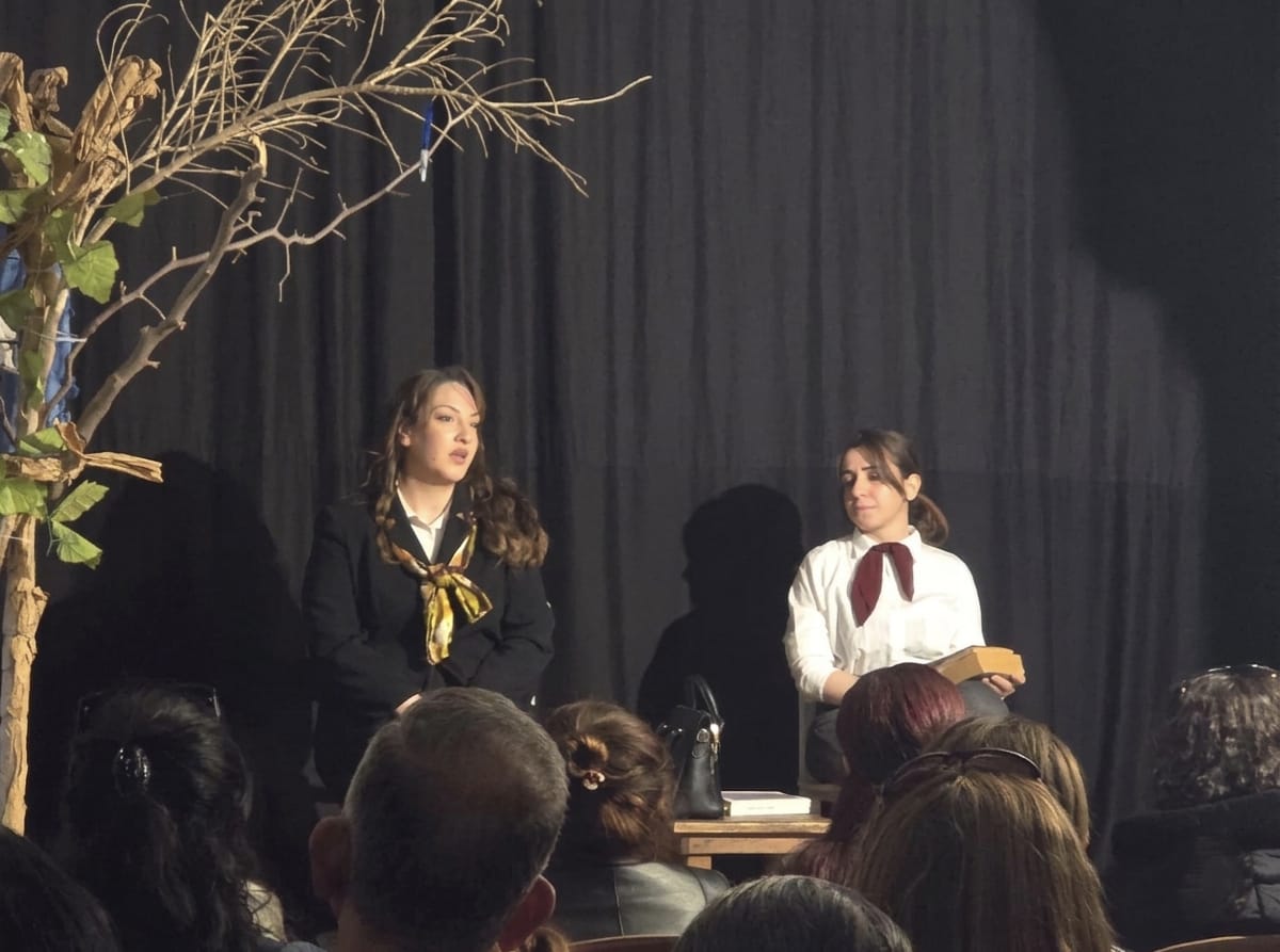 Epik Sanat Tiyatrosu “Nazım” adlı oyunu yeniden sahneledi