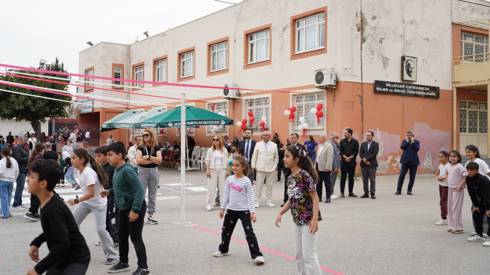 19 MAYIS İLKOKULUNDA “MAARİFİN KALBİNDE ÇOCUK NEŞESİ