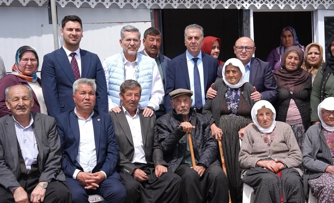 Milliyetçi Hareket Partisi Mersin Milletvekili ve MYK Üyesi Dr. Levent