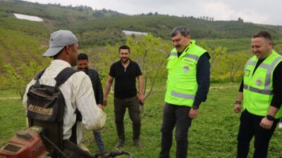 Toroslar Belediyesi, kırsal mahallelerde tarımsal üretimin kesintisiz devam edebilmesi için