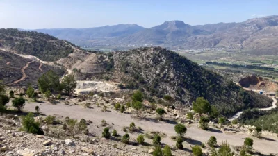 Araştırmacı-Yazar Abdullah Ayan Mersin’in sanayi kenti kimliği ile doğa mirası