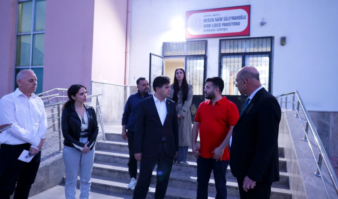 İl Millî Eğitim Müdürü Muhammed Özdemirci, Mezitli ilçesi’ndeki Naim Süleymanoğlu Spor Lisesi, Nevit