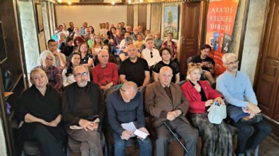 Tarsus’ta düşünceye yolculuğun izinde yapılan 6 Felsefe Festivali sanatla başladı ve