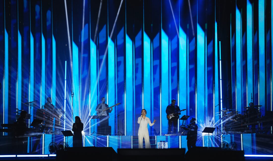 Mersin Kültür Yolu Festivali’nin ikinci gününde Soli Sahili’nde konser veren